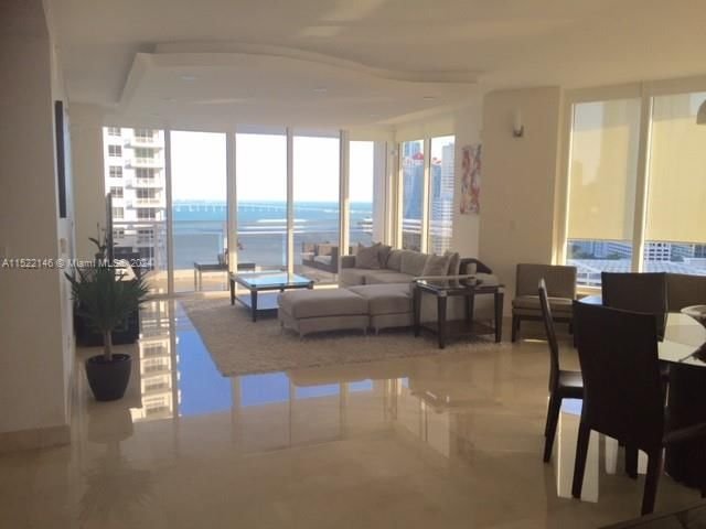 Real estate property located at 901 Brickell Key Blvd #1904, Miami-Dade County, Carbonell, Miami, FL