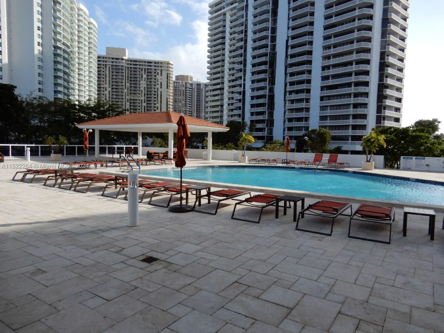 Real estate property located at 20515 Country Club Dr #1744, Miami-Dade County, WATERVIEW CONDO, Aventura, FL