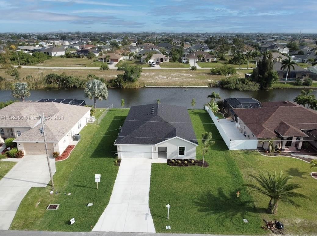 Real estate property located at 2515 SW 2nd Ter, Lee County, Cape Coral, Cape Coral, FL