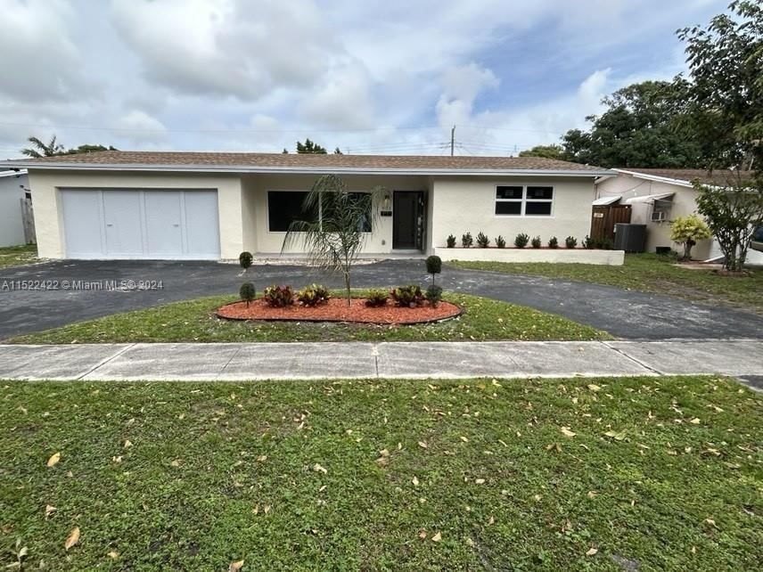 Real estate property located at 801 Highland Dr, Broward County, HOLLYWOOD HILLS, Hollywood, FL