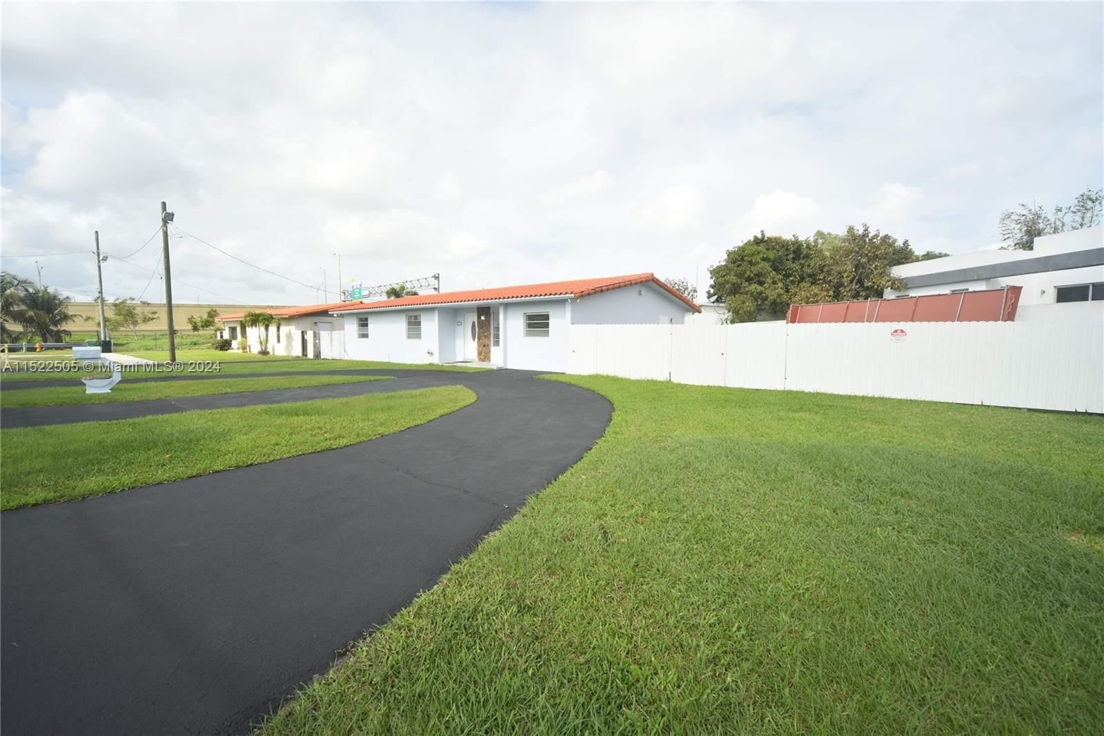 Real estate property located at 7645 4th St, Miami-Dade County, WINONA PARK 1ST ADDN, Miami, FL
