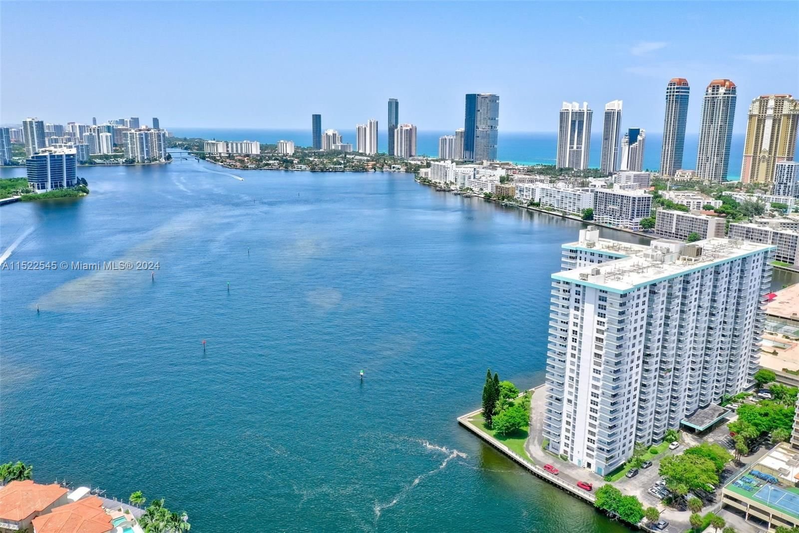 Real estate property located at 301 174th St #1206, Miami-Dade County, WINSTON TOWERS 500 CONDO, Sunny Isles Beach, FL