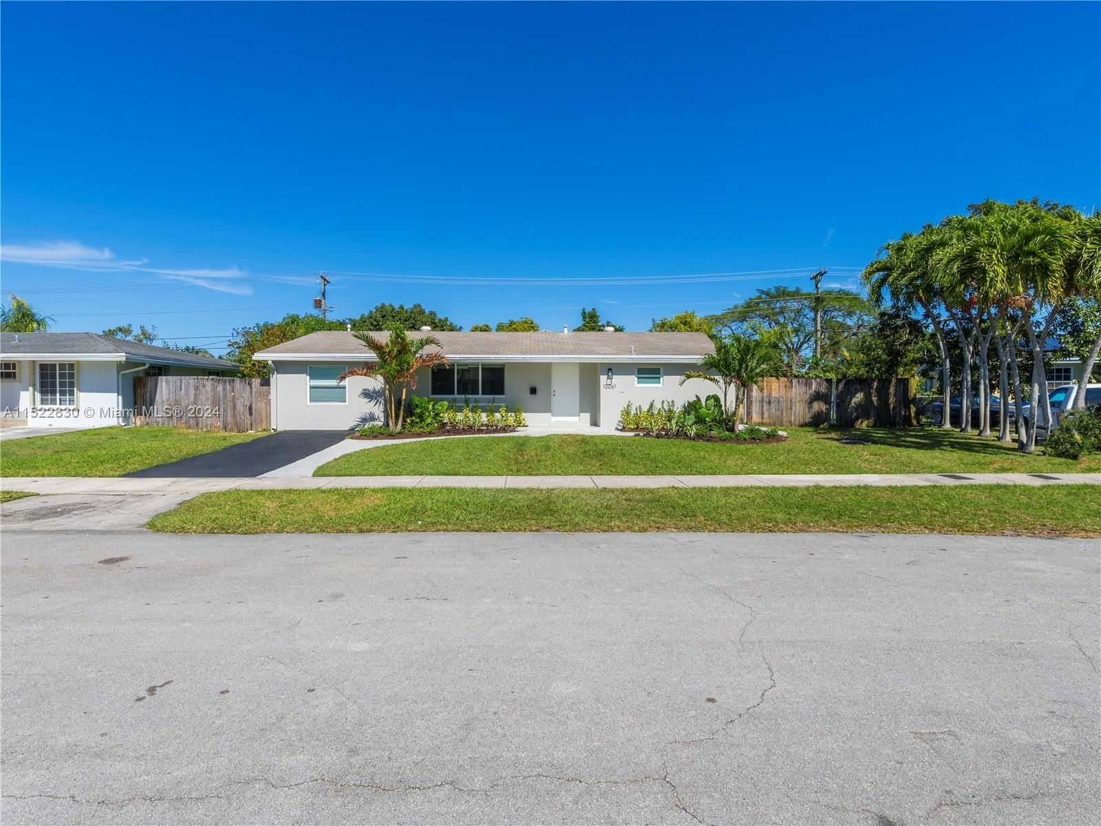 Real estate property located at 10061 158th Ter, Miami-Dade County, FAIRWAY PARK SEC 4, Miami, FL