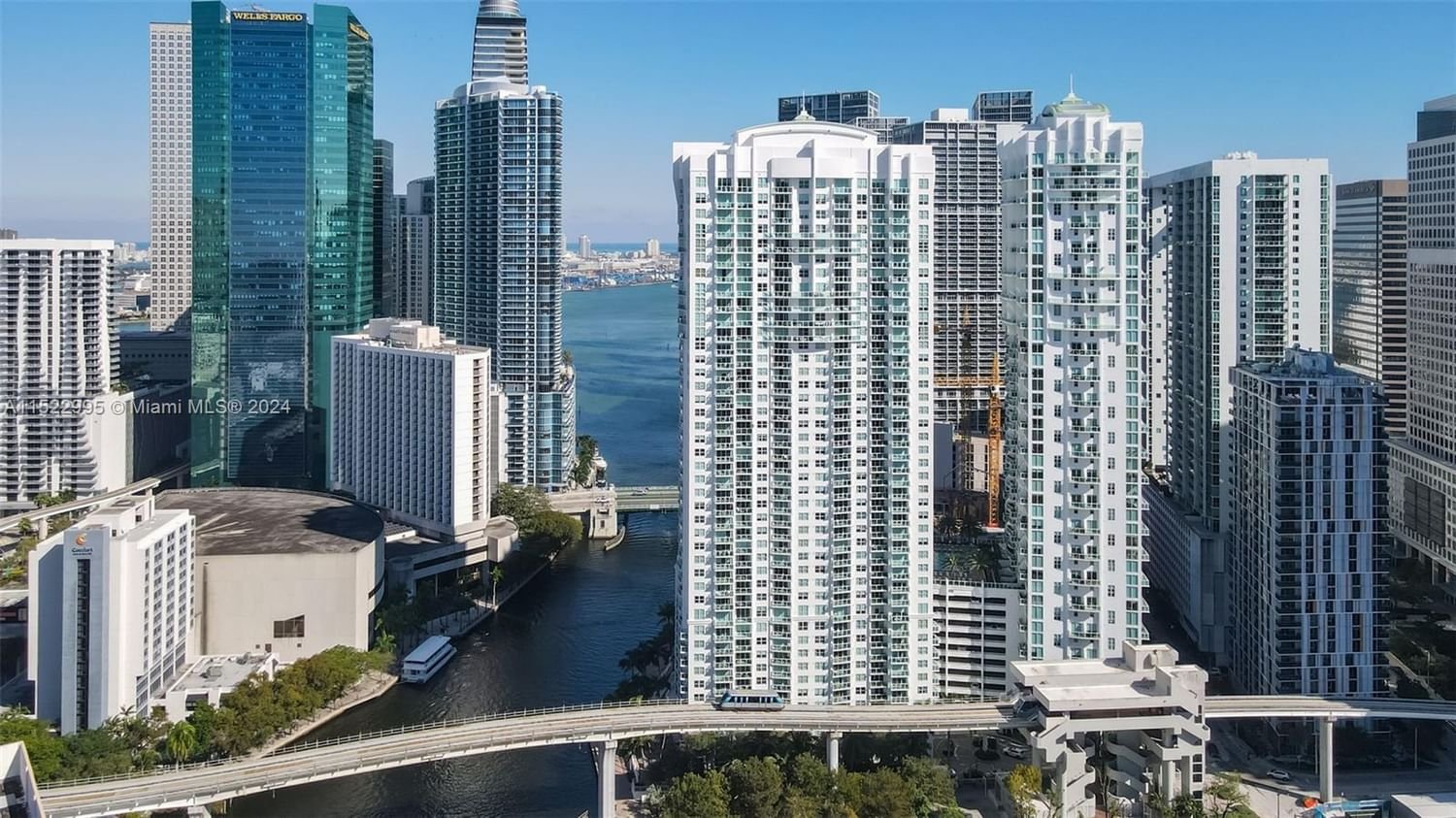 Real estate property located at 31 5th St #611, Miami-Dade County, BRICKELL ON THE RIVER N T, Miami, FL