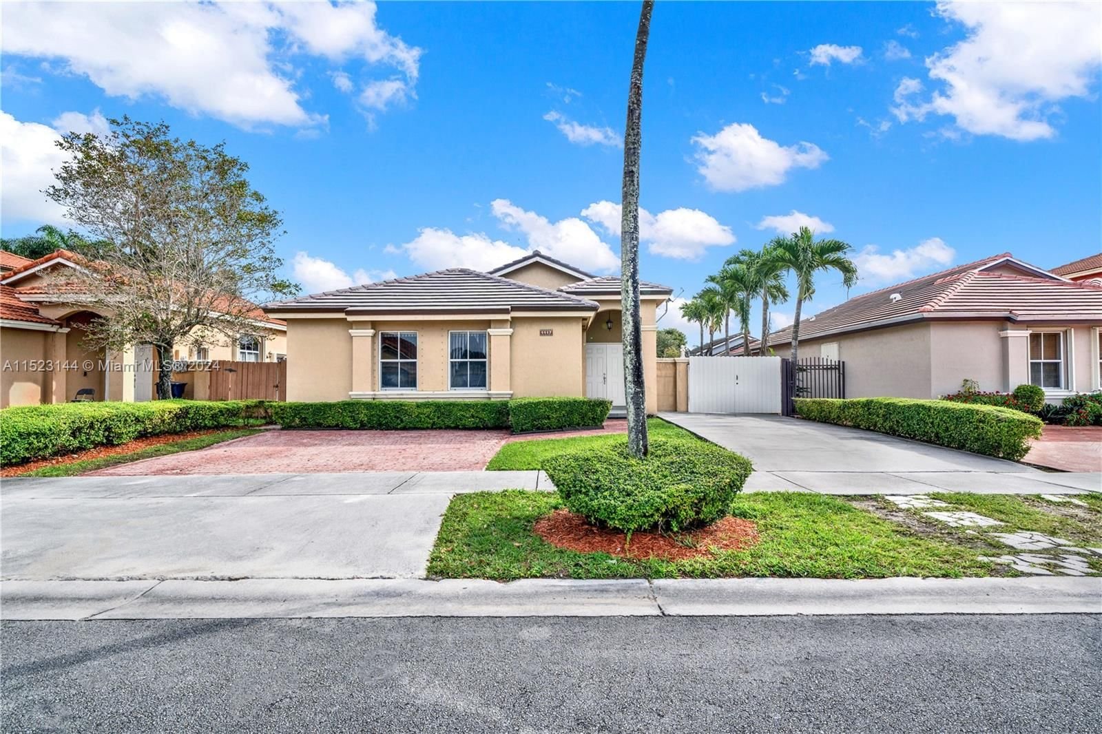 Real estate property located at 1117 136th Ct, Miami-Dade County, RIVIERA TRACE 1ST ADDN, Miami, FL