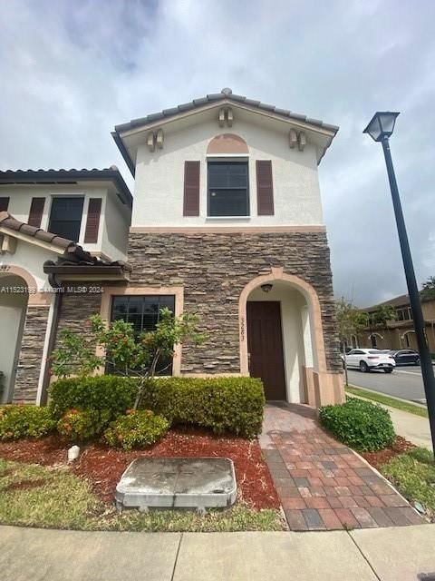Real estate property located at 3283 92nd Pl #3283, Miami-Dade County, BONTERRA, Hialeah, FL