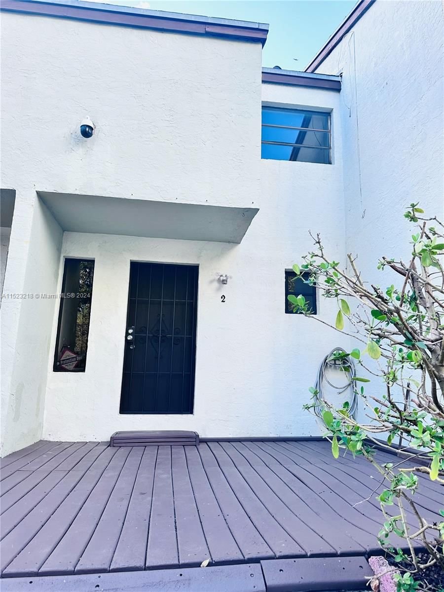 Real estate property located at 1901 S River Dr #2A, Miami-Dade County, RIVER CLUB TOWNHOUSE COND, Miami, FL