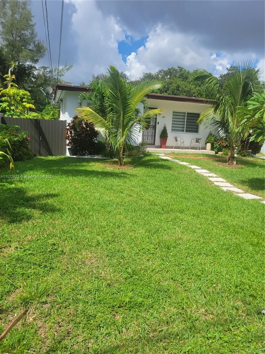 Real estate property located at 8810 20 ave, Miami-Dade County, HOME ACRES, Miami, FL