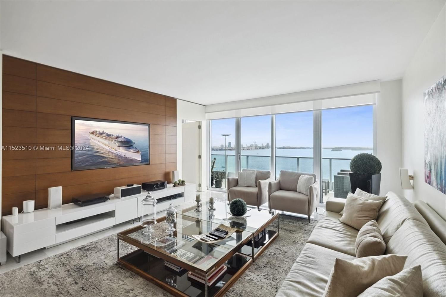 Real estate property located at 1331 Brickell Bay Dr #1907, Miami-Dade County, JADE AT BRICKELL BAY, Miami, FL