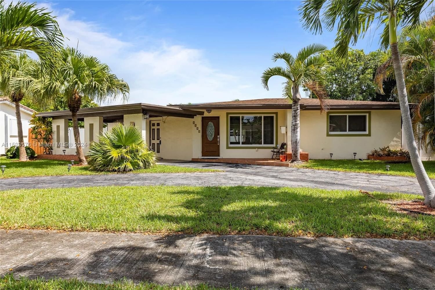 Real estate property located at 3329 Arthur St, Broward County, HOLLYWOOD HILLS, Hollywood, FL