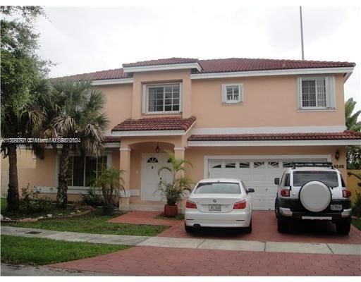Real estate property located at 8848 187th St, Miami-Dade County, LAKES ON THE GREEN GLYNN, Hialeah, FL