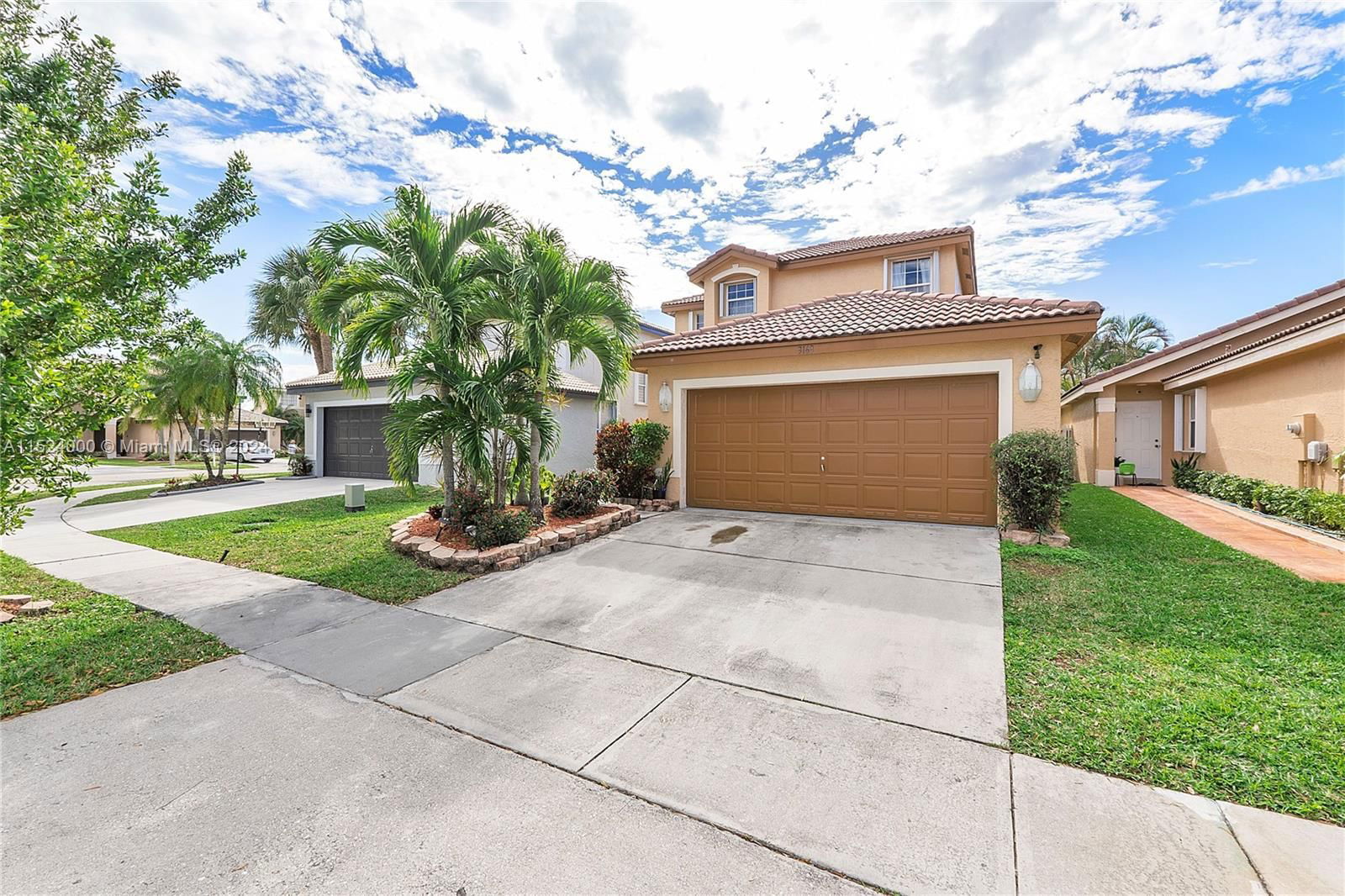 Real estate property located at 3168 176th Way, Broward County, SILVER LAKES PHASE III RE, Miramar, FL