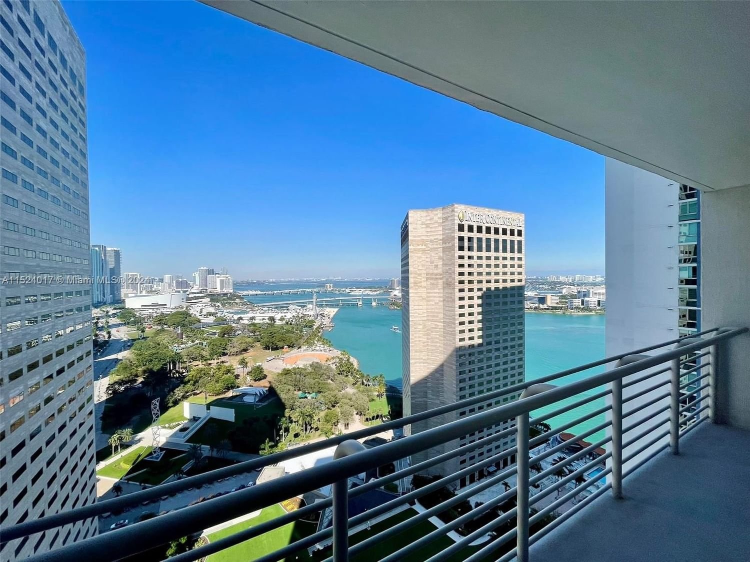 Real estate property located at 325 Biscayne Blvd #3118, Miami-Dade County, ONE MIAMI WEST CONDO, Miami, FL