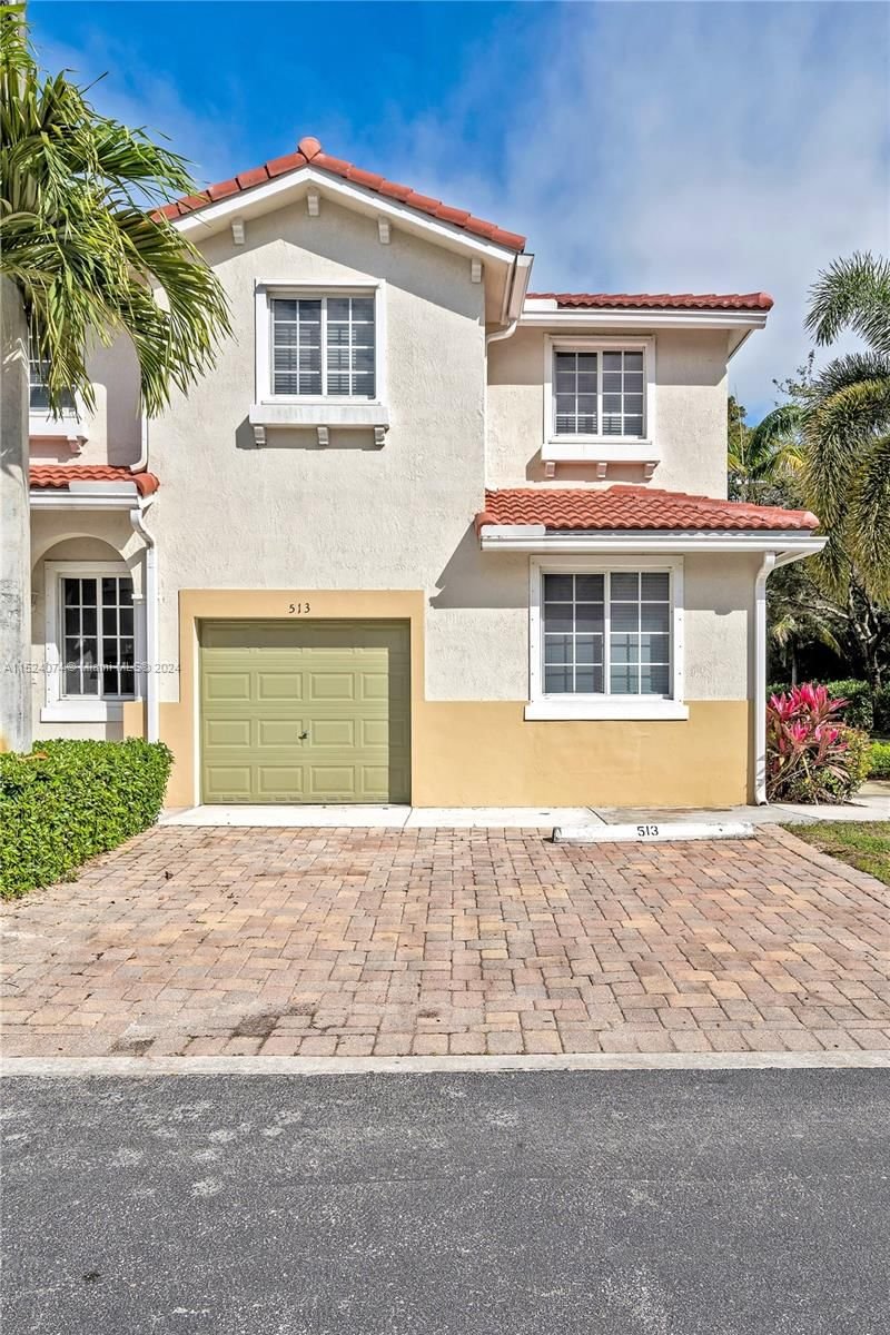 Real estate property located at 21425 13th Ct #513, Miami-Dade County, MAJORCA ISLES I CONDO, Miami Gardens, FL