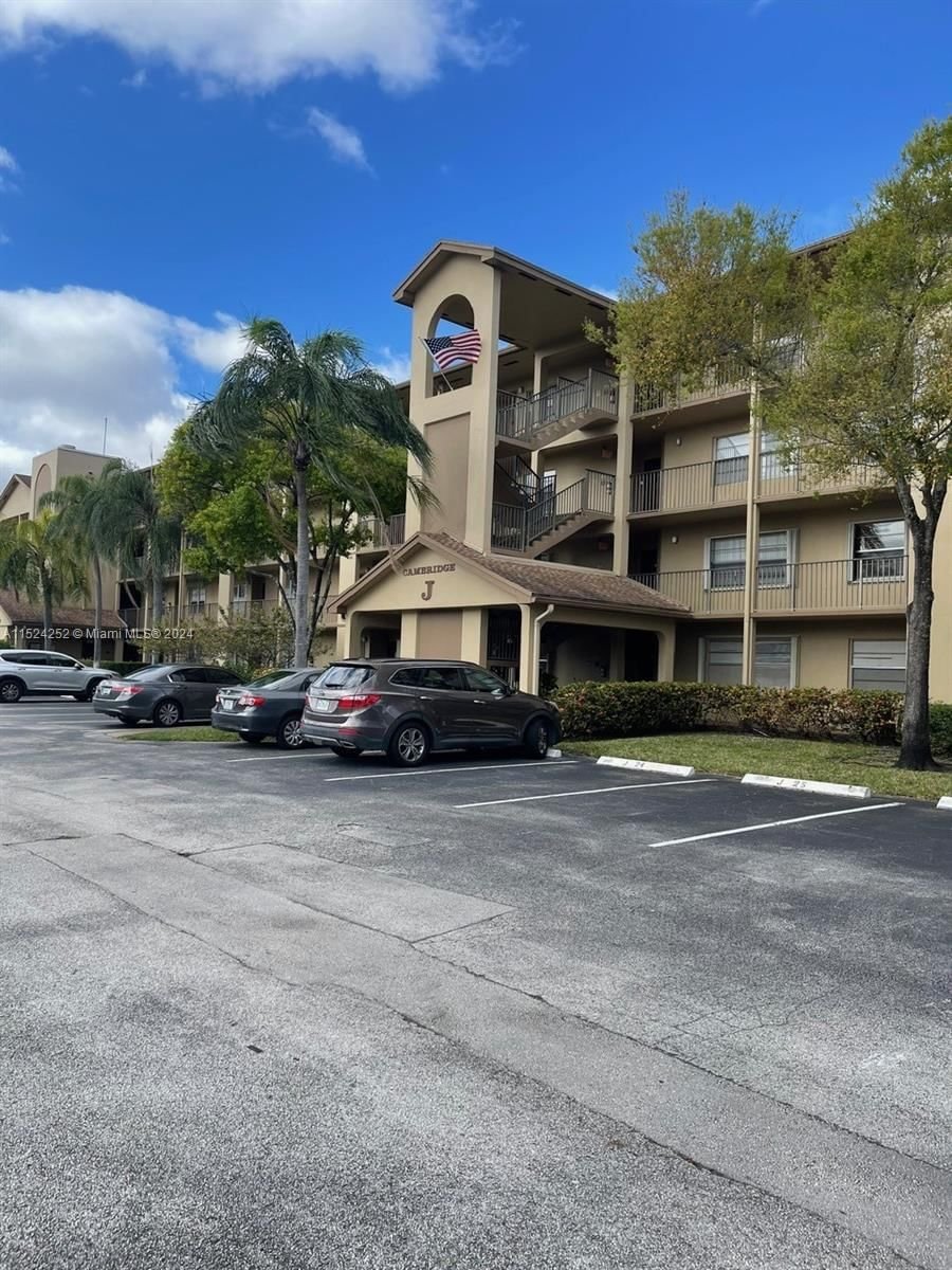 Real estate property located at 12701 14th St #210J, Broward County, CAMBRIDGE AT CENTURY VILL, Pembroke Pines, FL