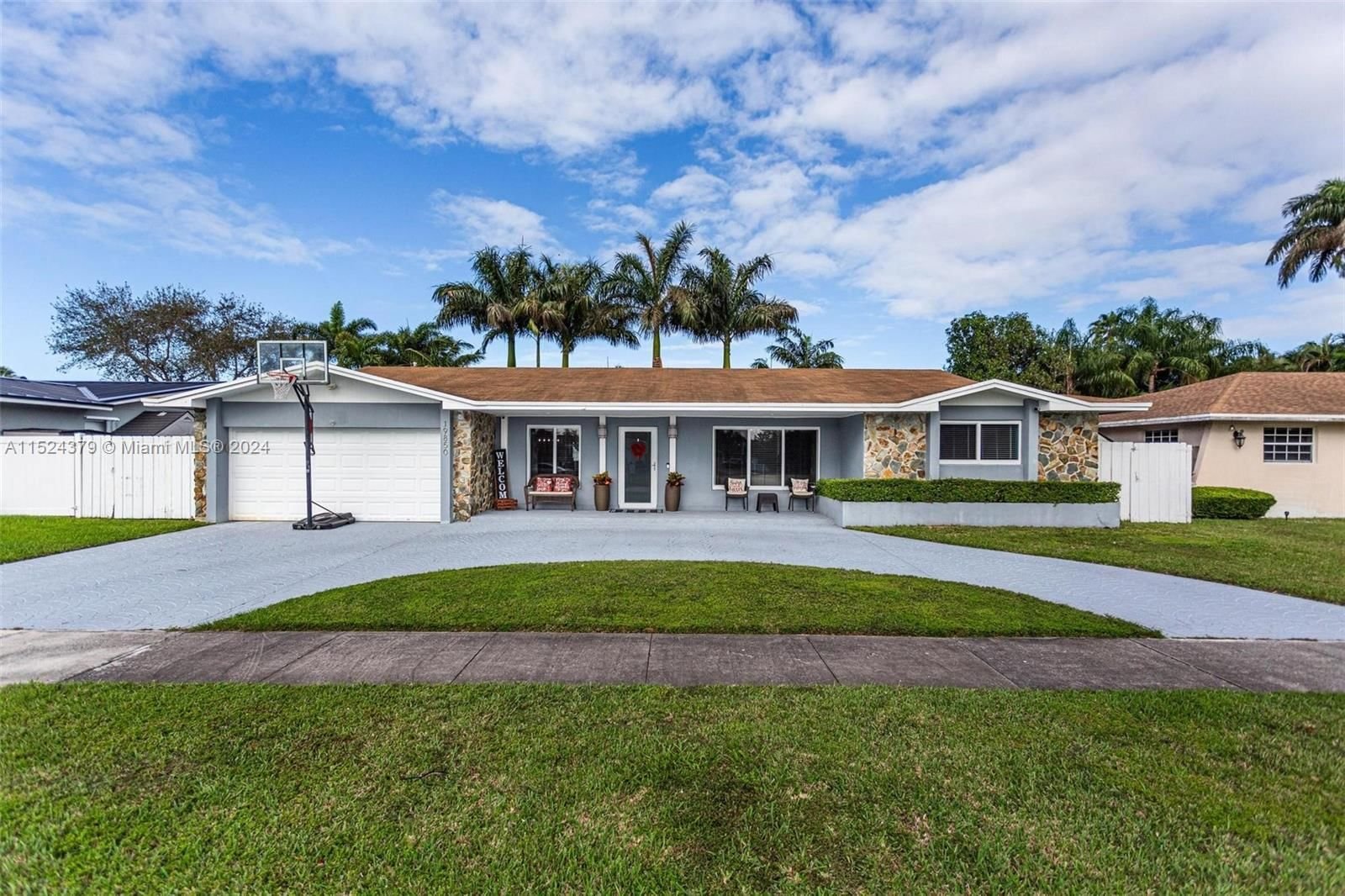 Real estate property located at 19850 83 Ave, Miami-Dade County, SAGA BAY SEC ONE PART TWO, Cutler Bay, FL