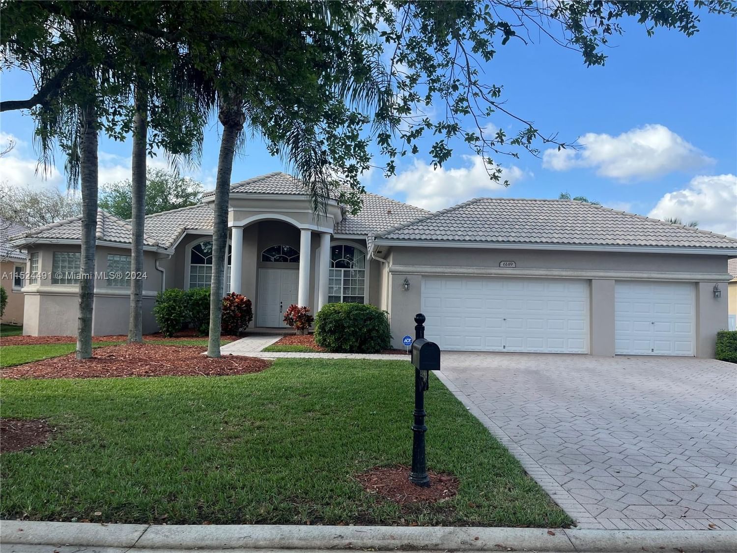 Real estate property located at 6149 53rd Cir, Broward County, CORAL CREEK REPLAT NO 5, Coral Springs, FL