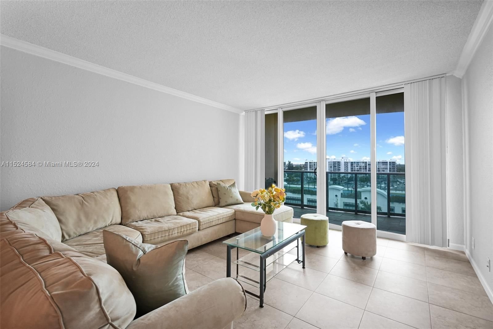 Real estate property located at 2501 Ocean Dr #831, Broward County, WAVE CONDO, Hollywood, FL