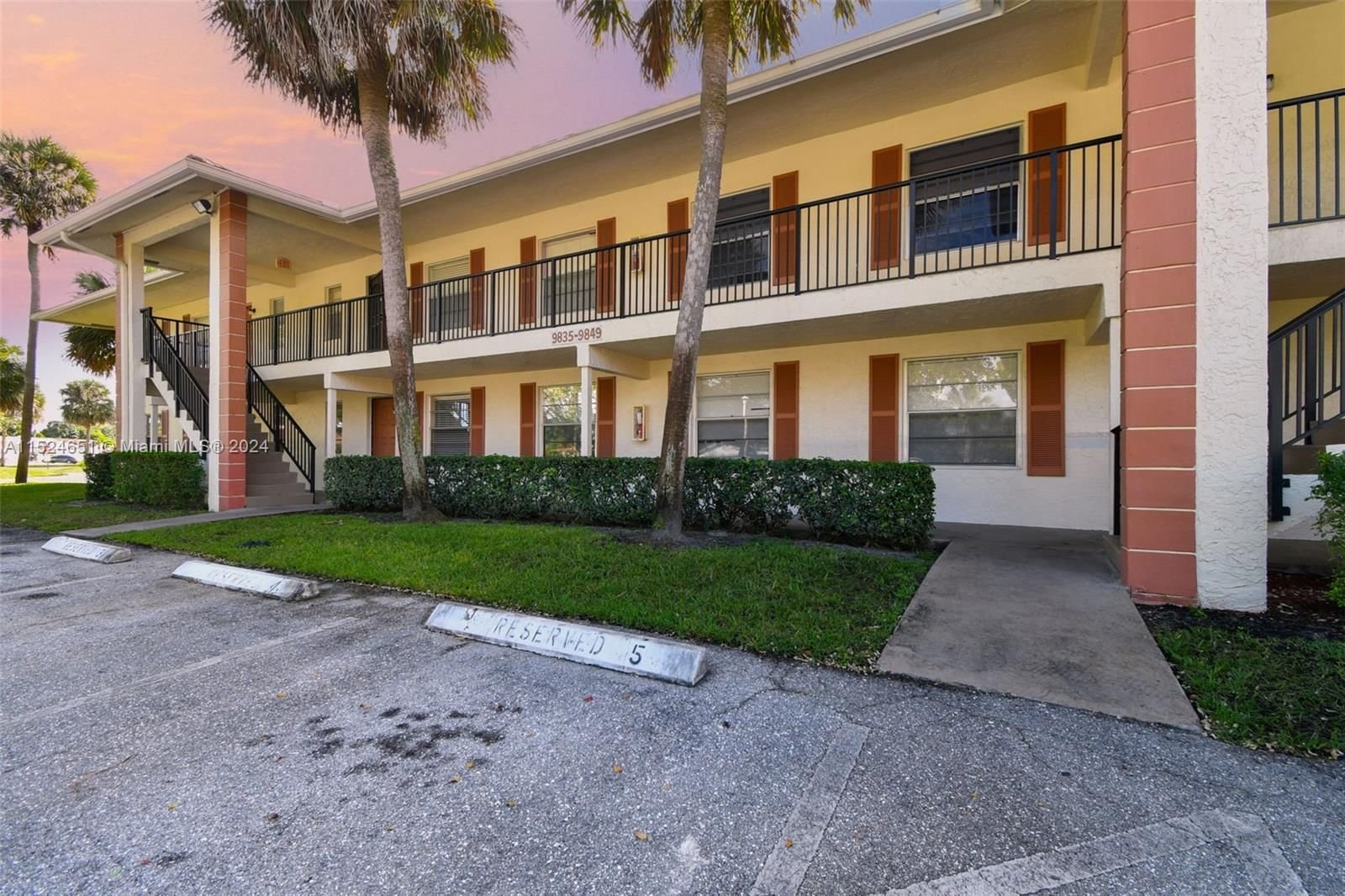 Real estate property located at 9849 Three Lakes Cir #9849, Palm Beach County, ROSEWOOD CONDO, Boca Raton, FL
