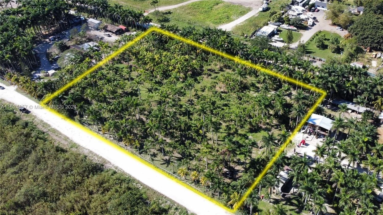 Real estate property located at 160xx 206 Av, Miami-Dade County, Homestead, FL