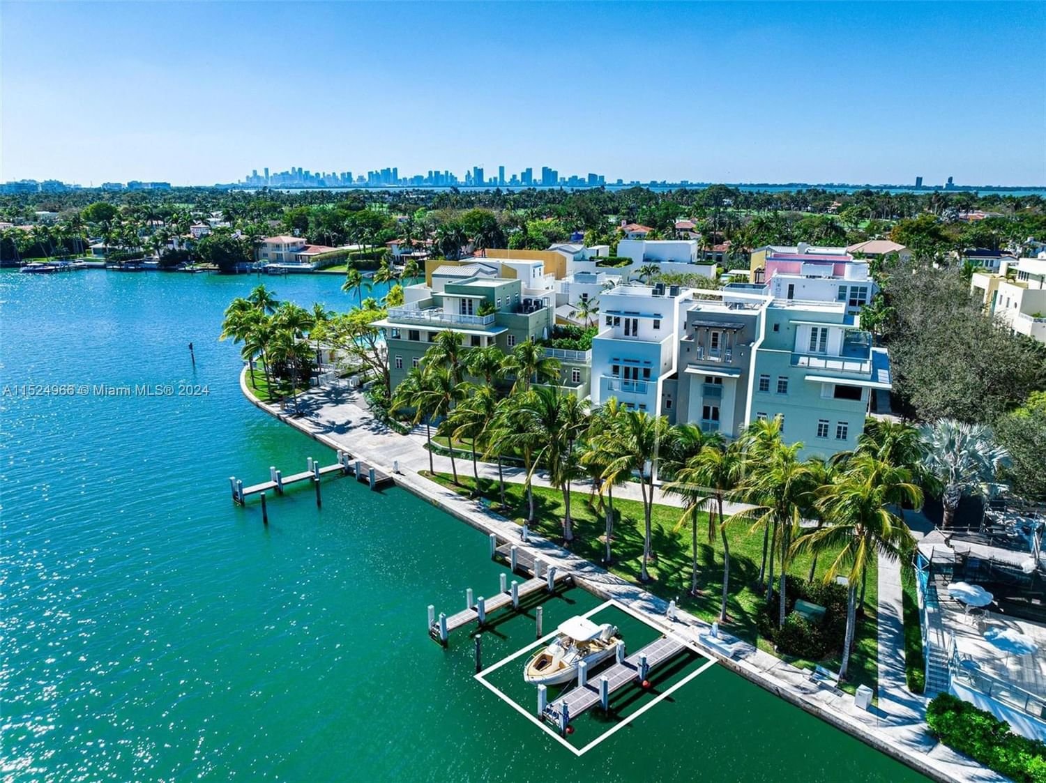 Real estate property located at 6020 Aqua Path, Miami-Dade County, AQUA TOWNHOMES, Miami Beach, FL