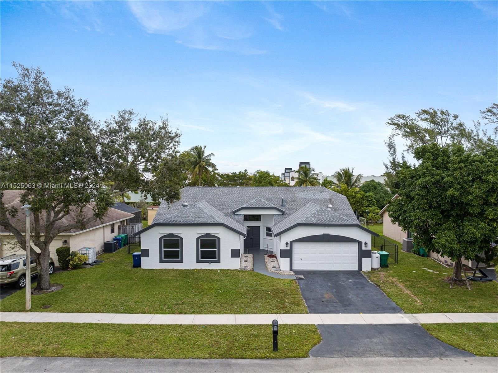 Real estate property located at 7455 53rd St, Broward County, BOULEVARD WOODS EAST, Lauderhill, FL