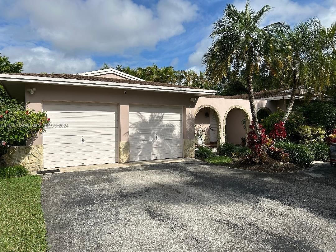 Real estate property located at , Miami-Dade County, PINE SHORE SEC 1, Miami, FL