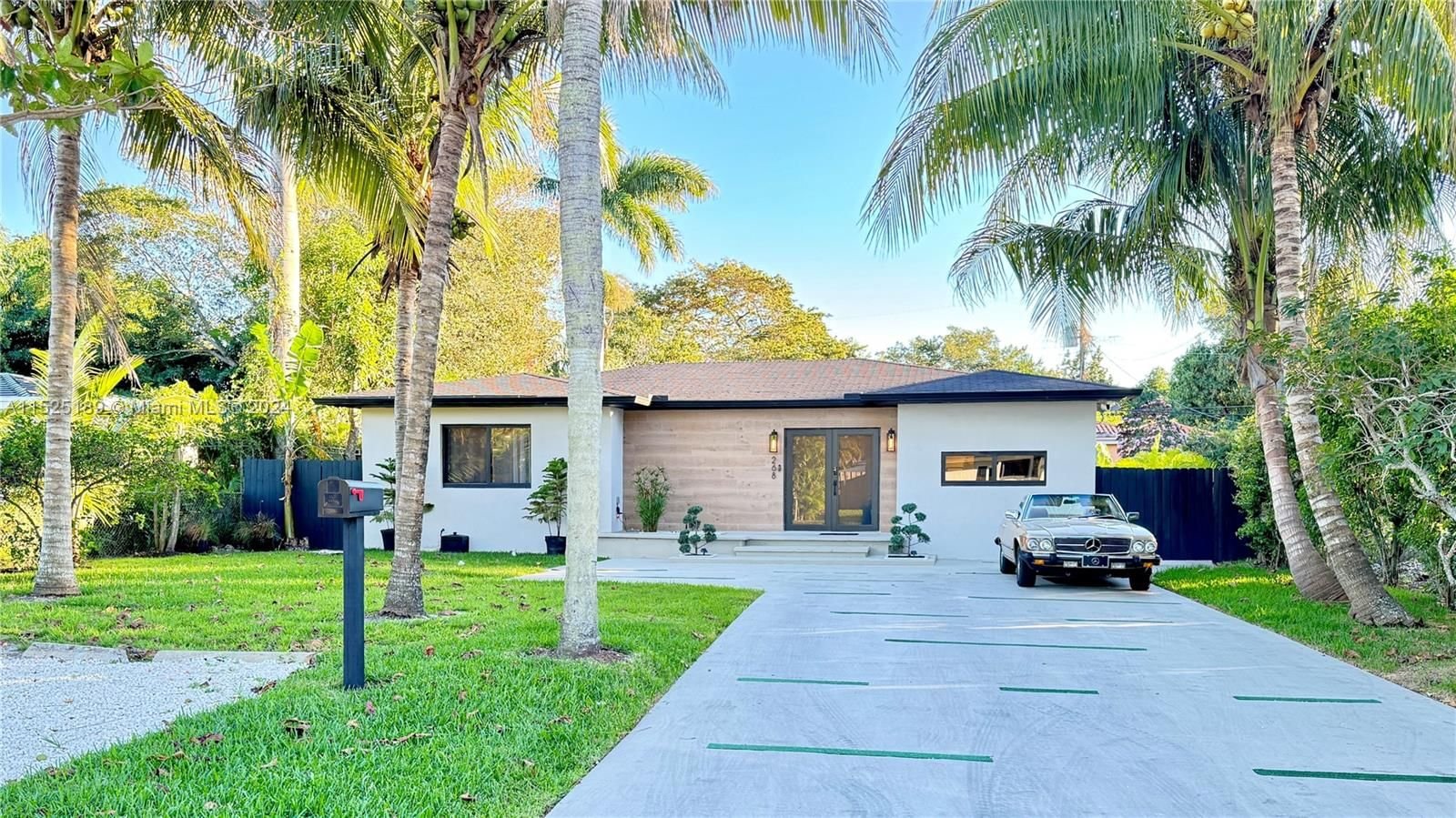 Real estate property located at 268 118th St, Miami-Dade County, HALOCK-SEC 1, Miami, FL