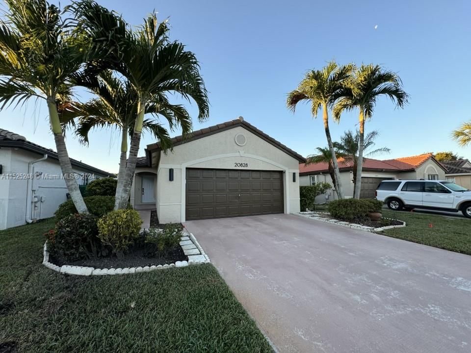 Real estate property located at 20828 17th St, Broward County, CHAPEL TRAIL II, Pembroke Pines, FL