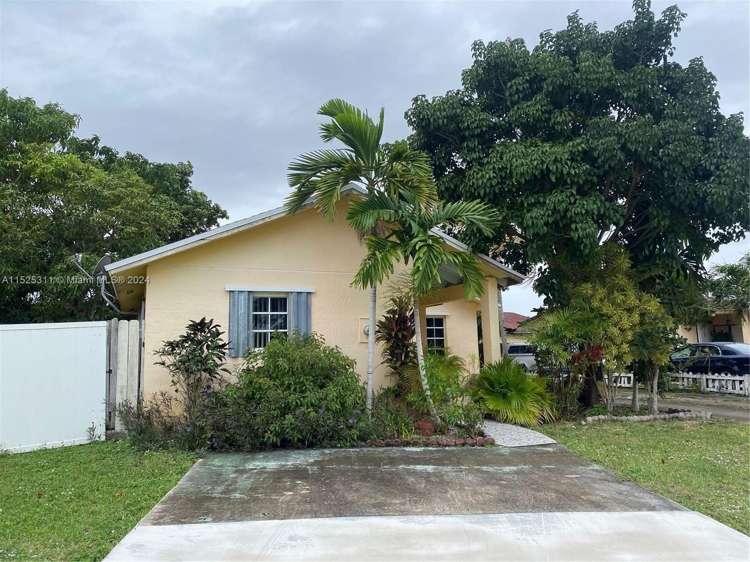 Real estate property located at 11289 155th Ln, Miami-Dade County, SUNNY GARDENS ESTATES I, Miami, FL