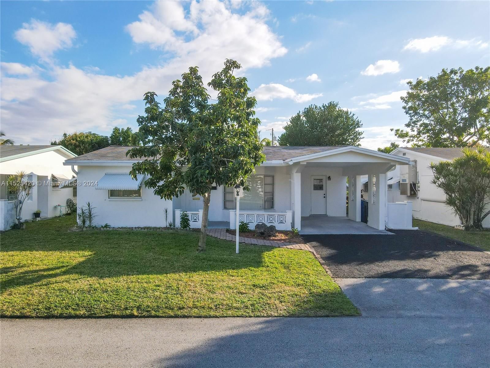 Real estate property located at 5064 43rd Ct, Broward County, OAKLAND ESTATES 7TH SECTI, Lauderdale Lakes, FL