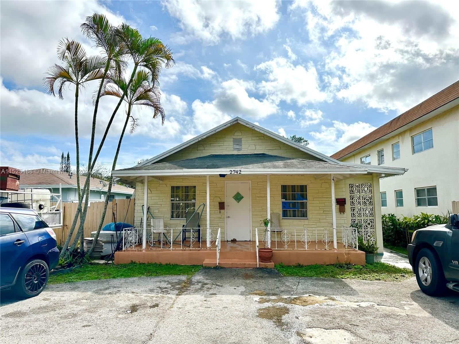 Real estate property located at 2742 Pierce St, Broward County, HOLLYWOOD LITTLE RANCHES, Hollywood, FL