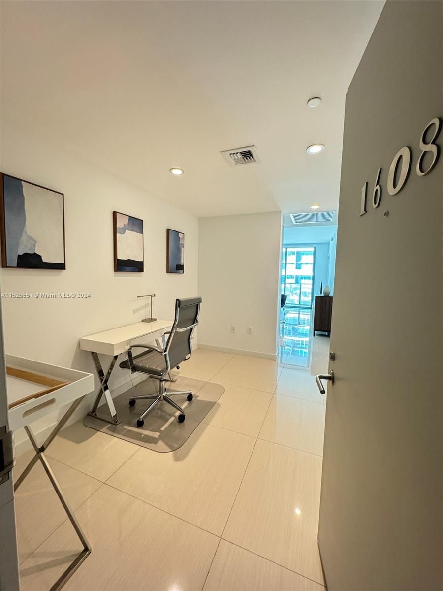 Real estate property located at 1300 Miami Ave #1608, Miami-Dade, 1300 S MIAMI AVENUE CONDO, Miami, FL