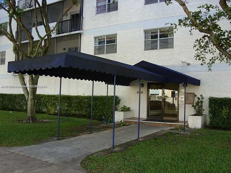 Real estate property located at 8950 8th Ave #406, Miami-Dade County, SOUTH SHORE CONDO, Miami, FL