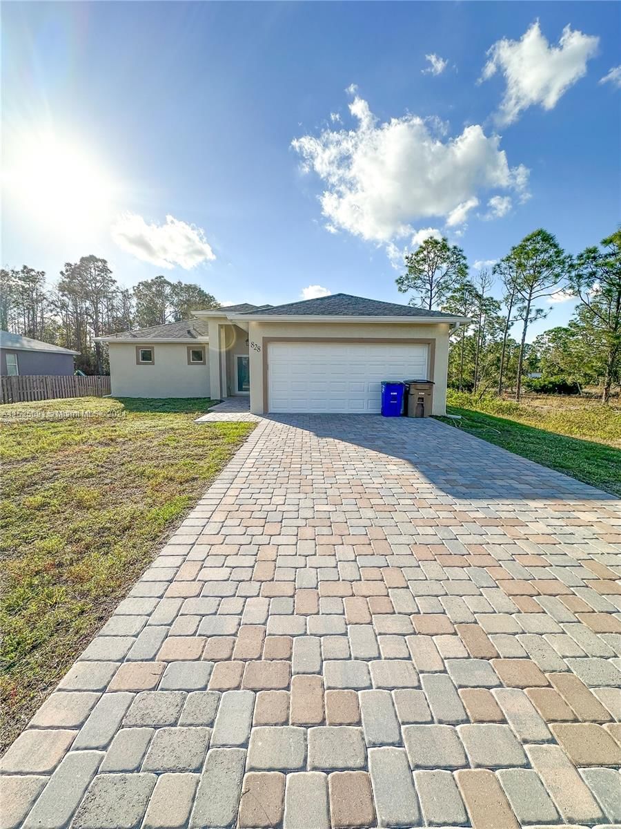 Real estate property located at 828 Homestead Rd. S., Lee County, Lehigh Acres, Lehigh Acres, FL