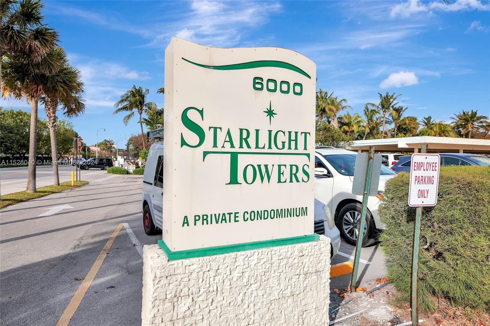 Real estate property located at 6000 Ocean Blvd #4E, Broward County, STARLIGHT TOWERS CONDO, Lauderdale By The Sea, FL