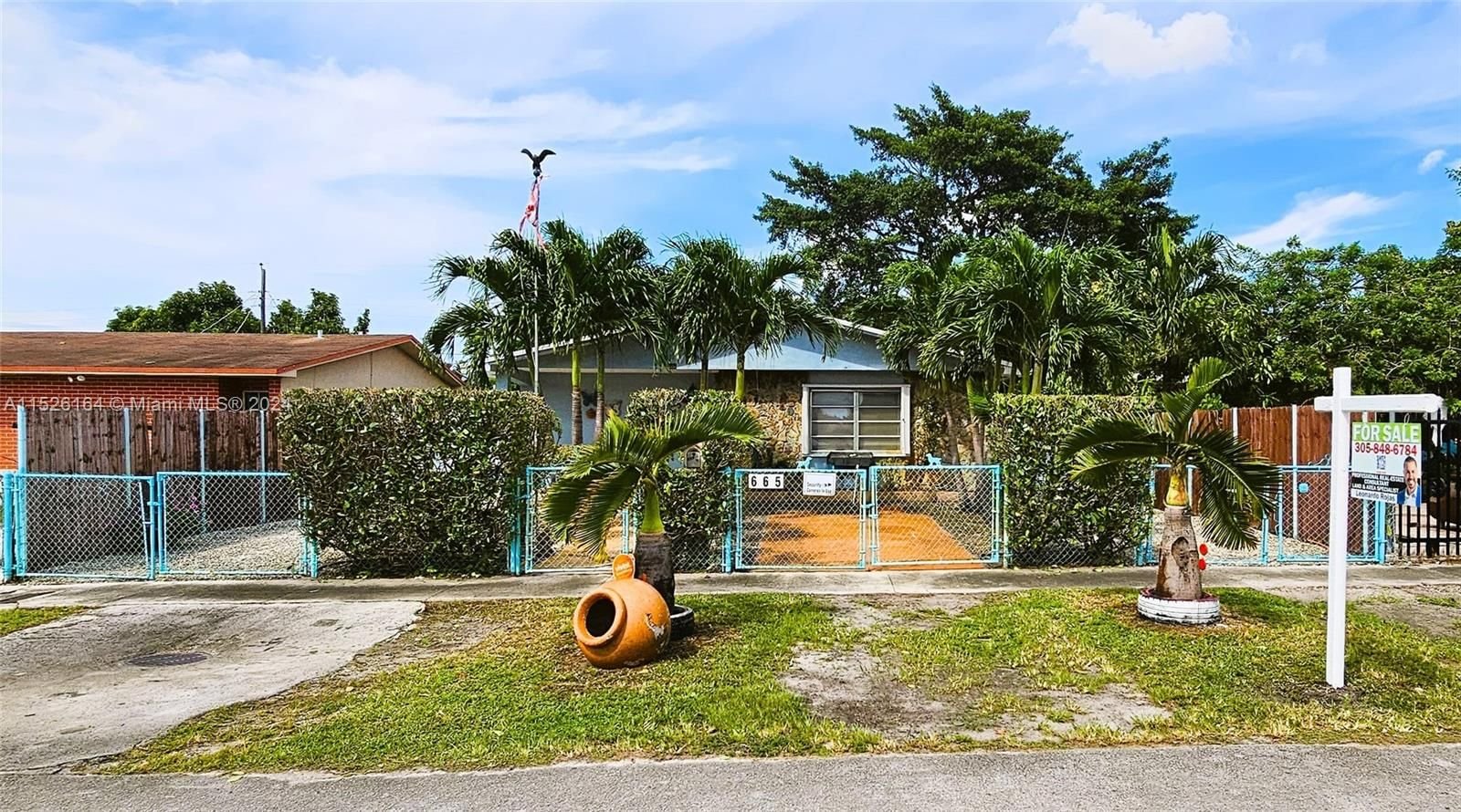 Real estate property located at 665 7th Pl, Miami-Dade County, HIALEAH PARK, Hialeah, FL