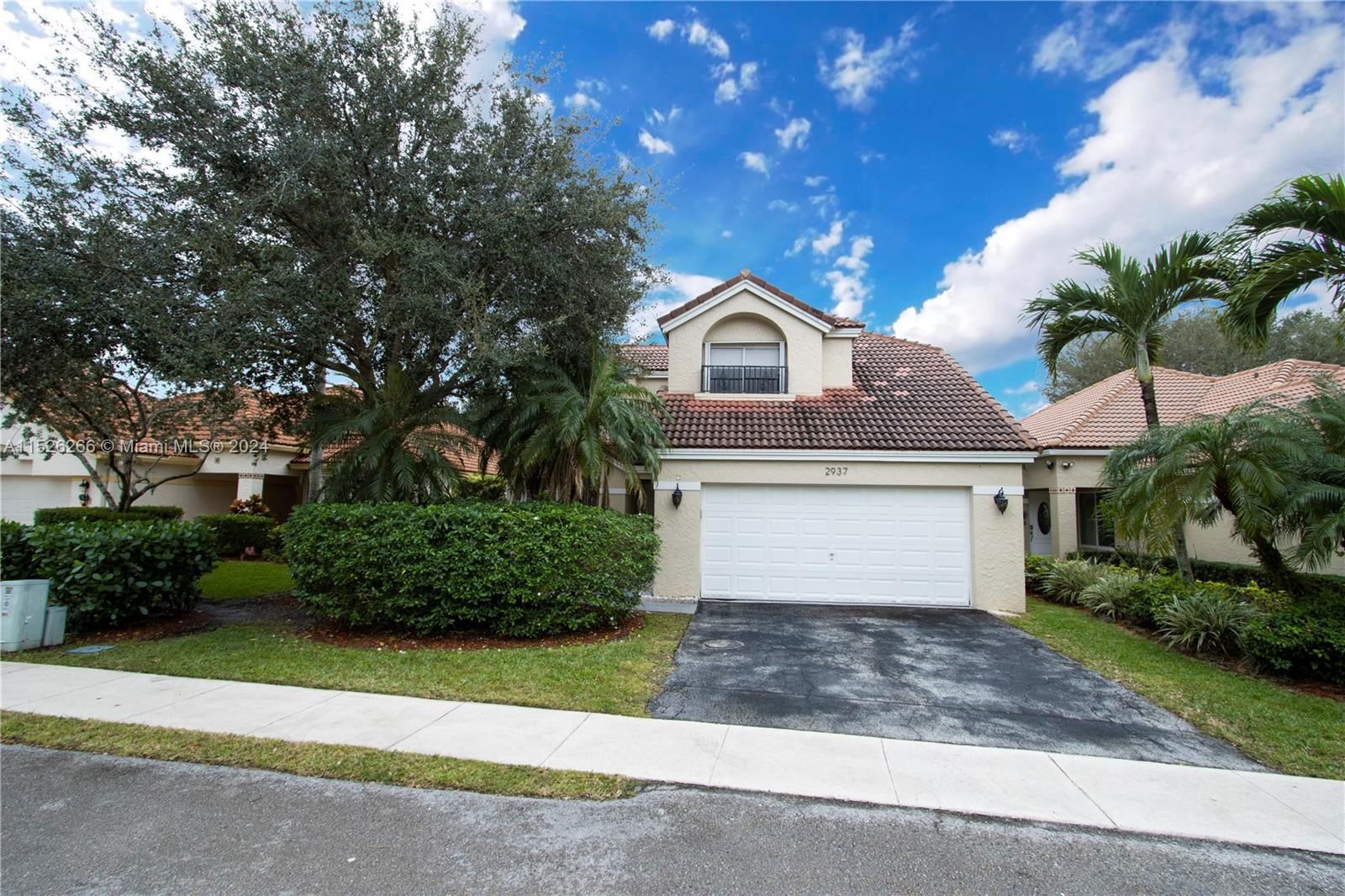 Real estate property located at 2937 Oak Park Cir, Broward County, FOREST RIDGE PATIO HOMES, Davie, FL