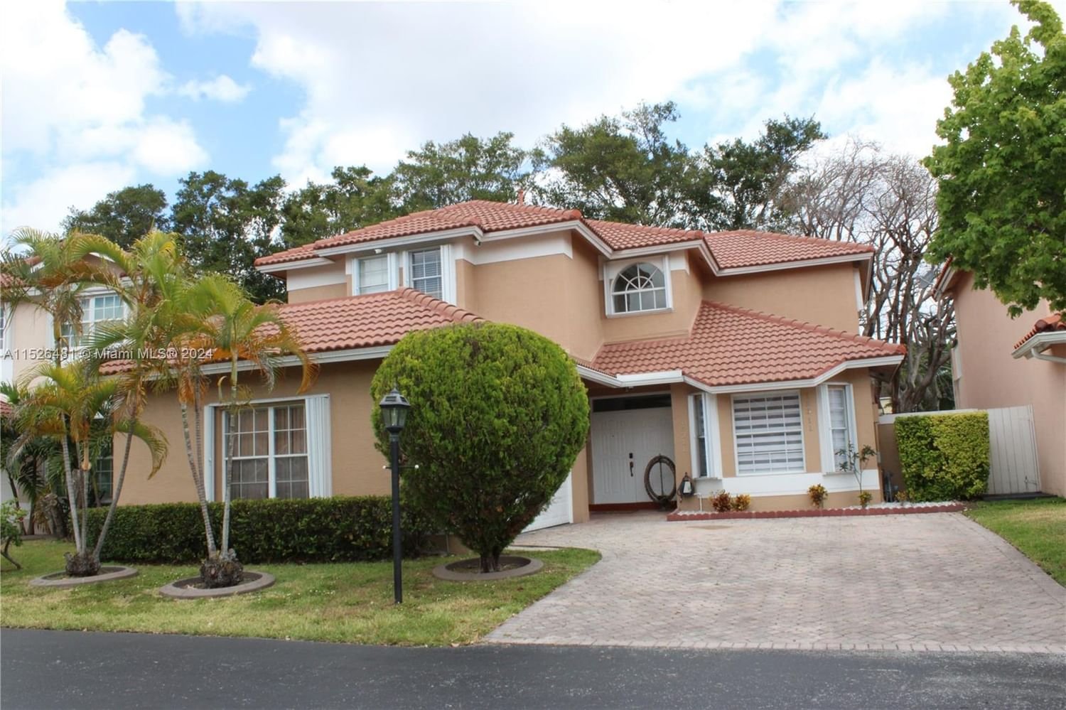 Real estate property located at 15311 108th Ter, Miami-Dade County, JASMINE AT THE HAMMOCKS 1, Miami, FL