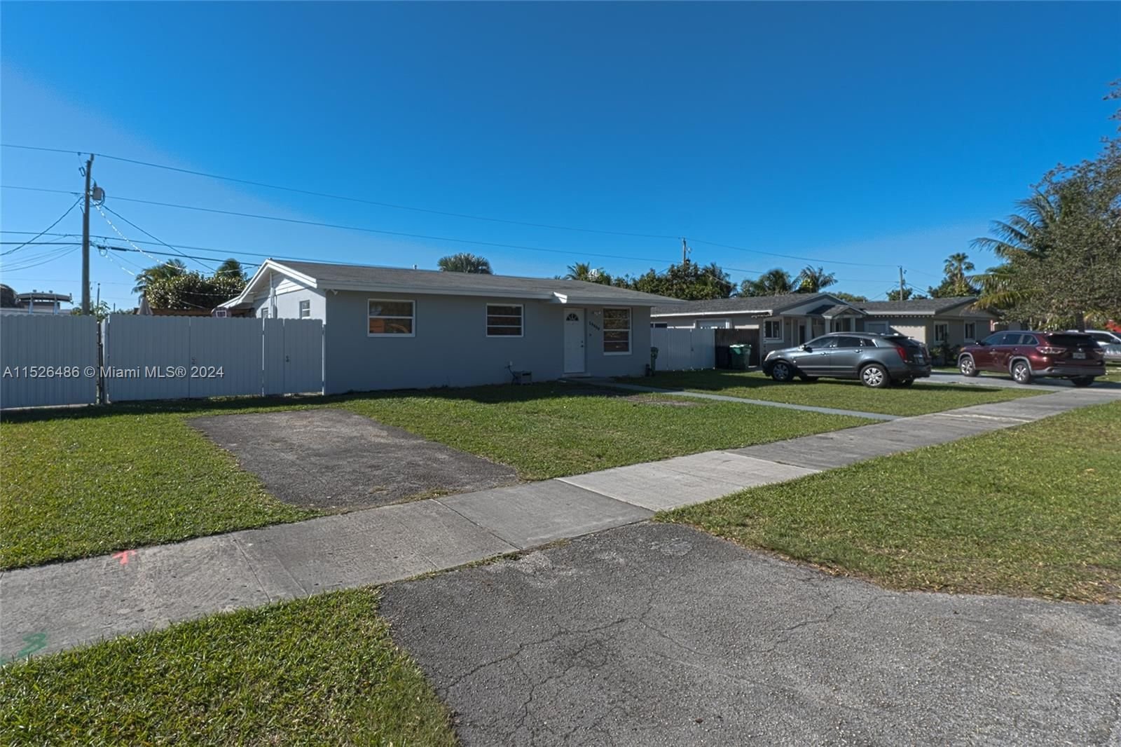 Real estate property located at 10000 213th St, Miami-Dade County, CUTLER RIDGE SEC 7, Cutler Bay, FL