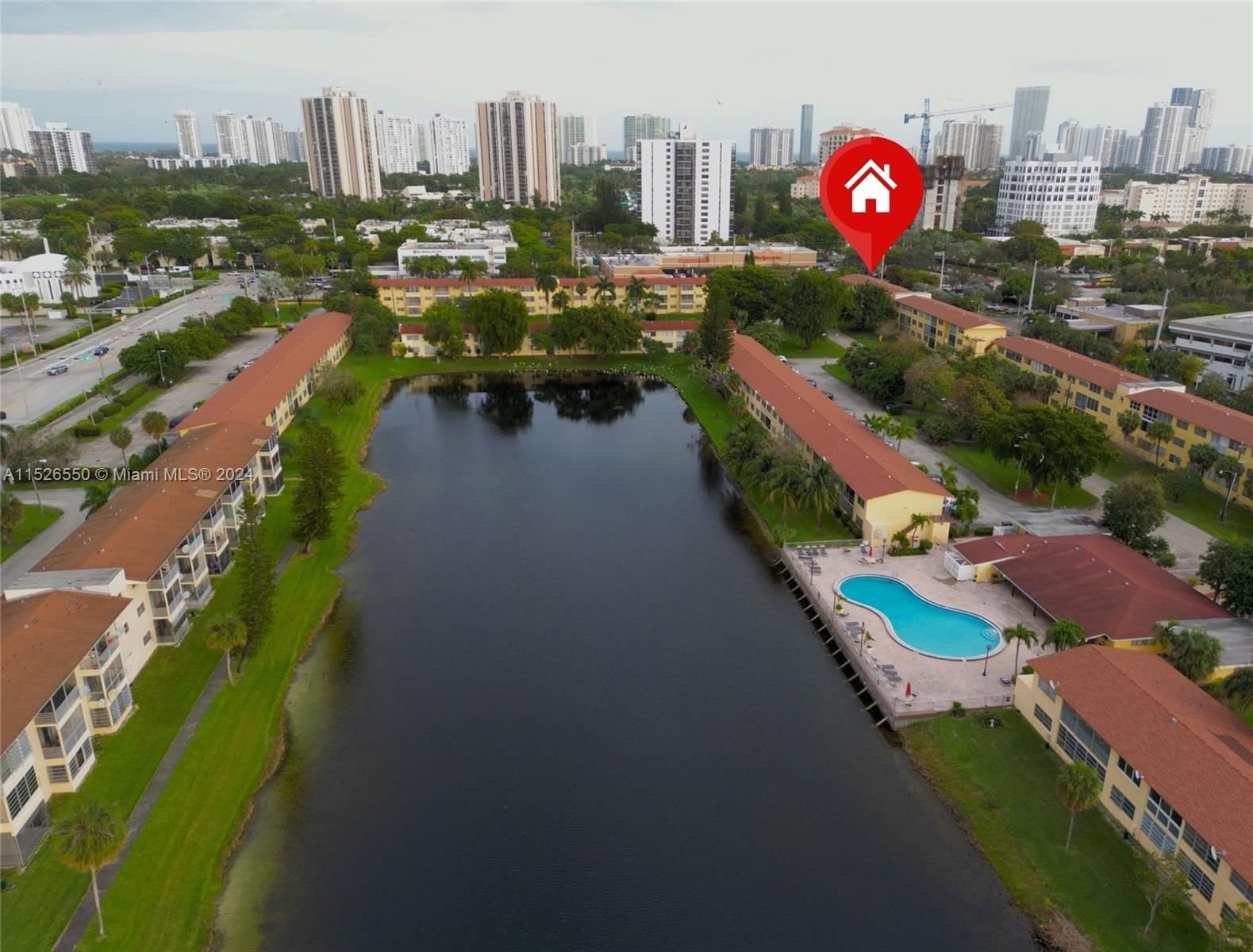Real estate property located at 2950 201st Terrace E220, Miami-Dade County, BISC LAKE GARDENS CONDO N, Aventura, FL