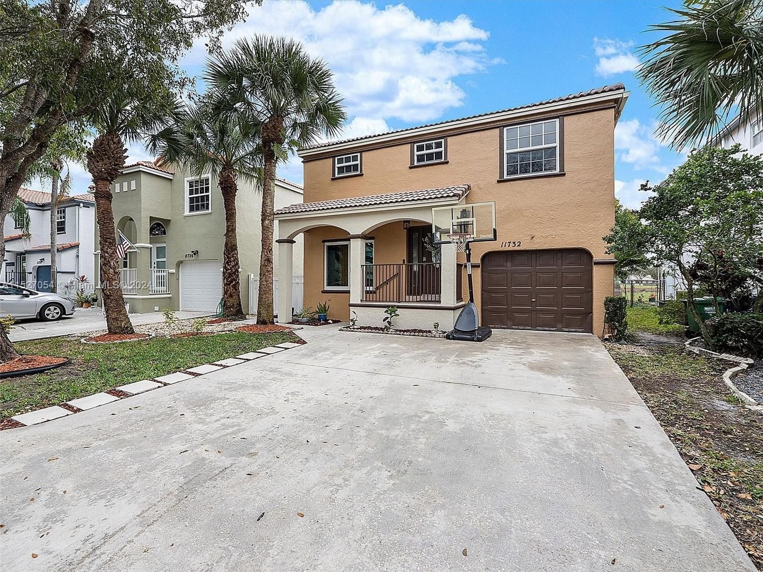 Real estate property located at 11732 1st St, Broward County, WEST GLEN MANOR, Coral Springs, FL
