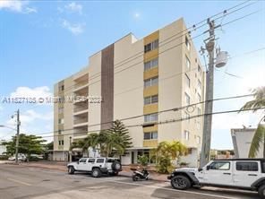 Real estate property located at 8001 Crespi Blvd #3B, Miami-Dade County, DOMINO ONE CONDO, Miami Beach, FL