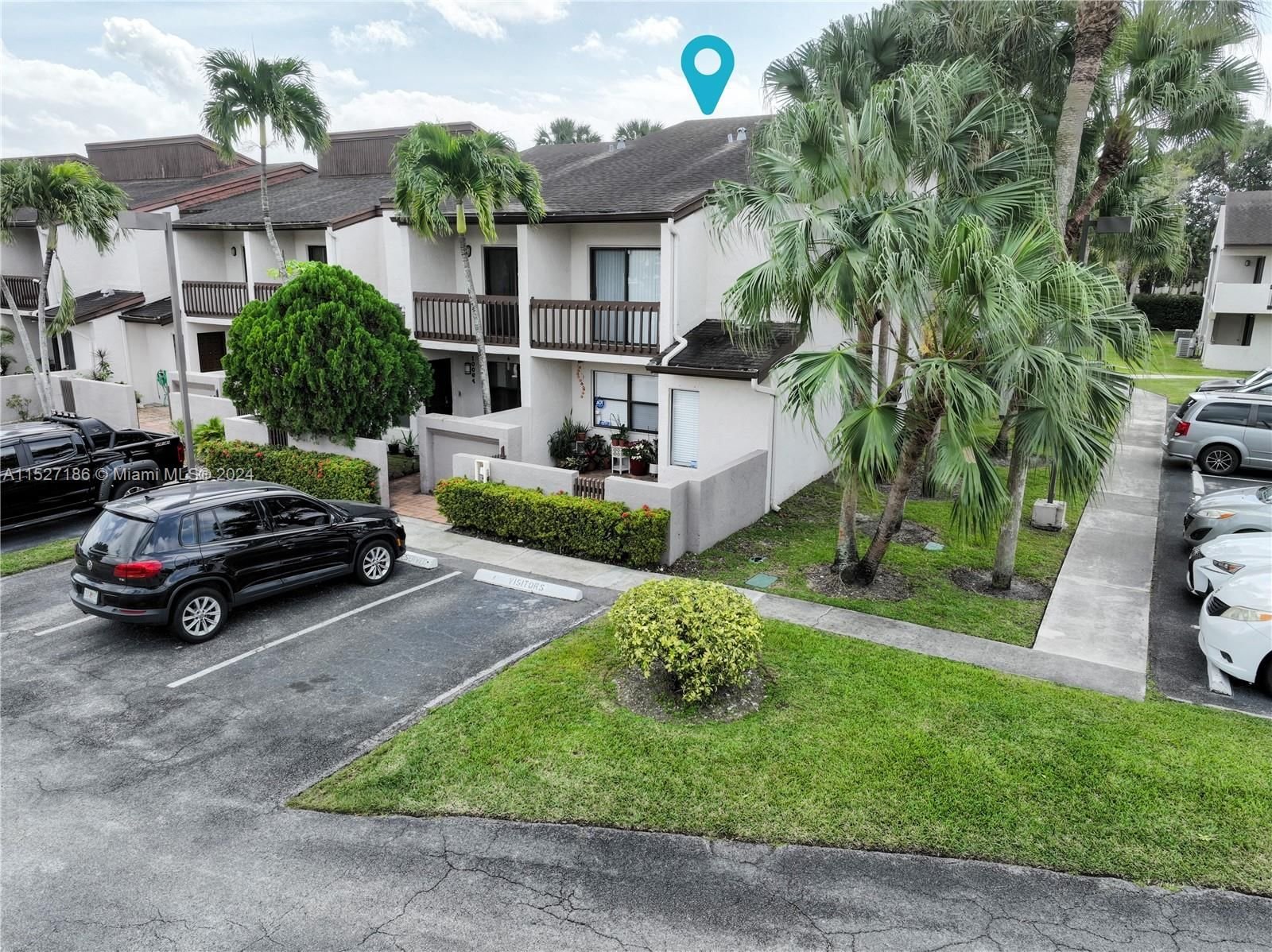Real estate property located at , Miami-Dade County, VILLAS OF AMBERWOOD CONDO, Doral, FL