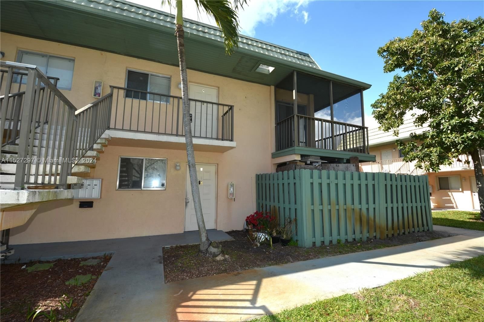 Real estate property located at 1870 Fairview Villas Dr #6, Palm Beach County, FAIRVIEW VILLAS CONDO, Palm Springs, FL
