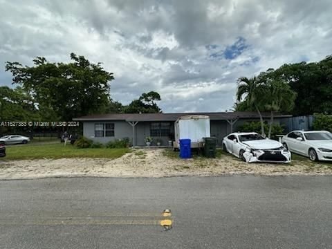 Real estate property located at 1248 32nd Ave, Broward County, BREEZYWAY MANOR ADD, Fort Lauderdale, FL