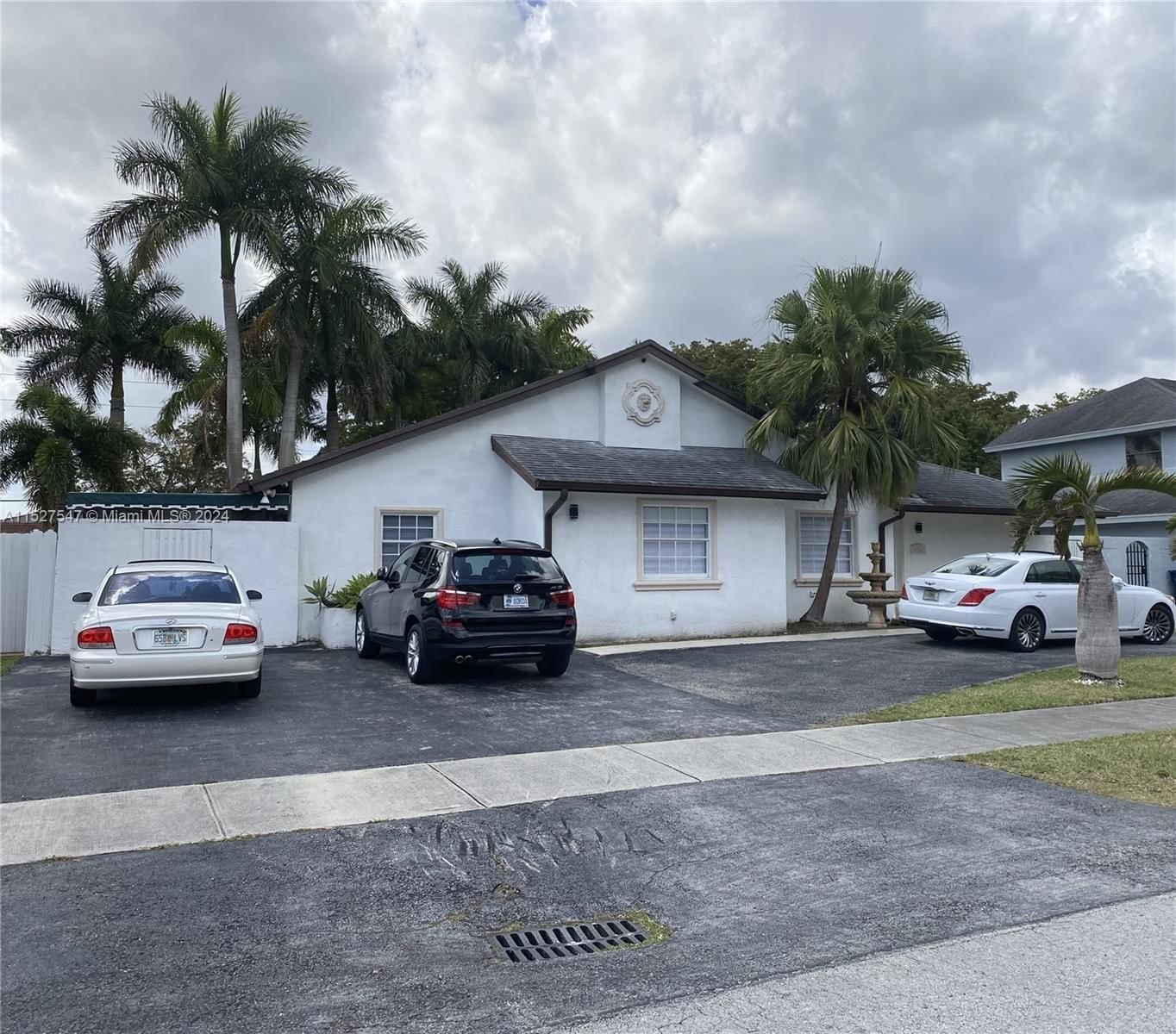 Real estate property located at 6740 156th Ct, Miami-Dade County, WESTWIND LAKES SEC 3, Miami, FL