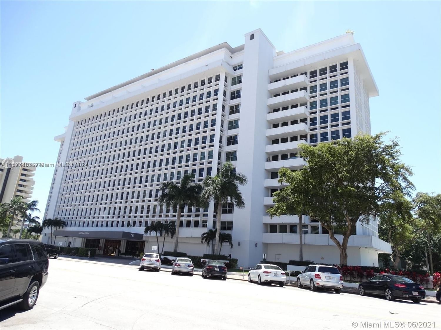 Real estate property located at 700 Biltmore Way #803, Miami-Dade County, DAVID WILLIAM HOTEL CONDO, Coral Gables, FL