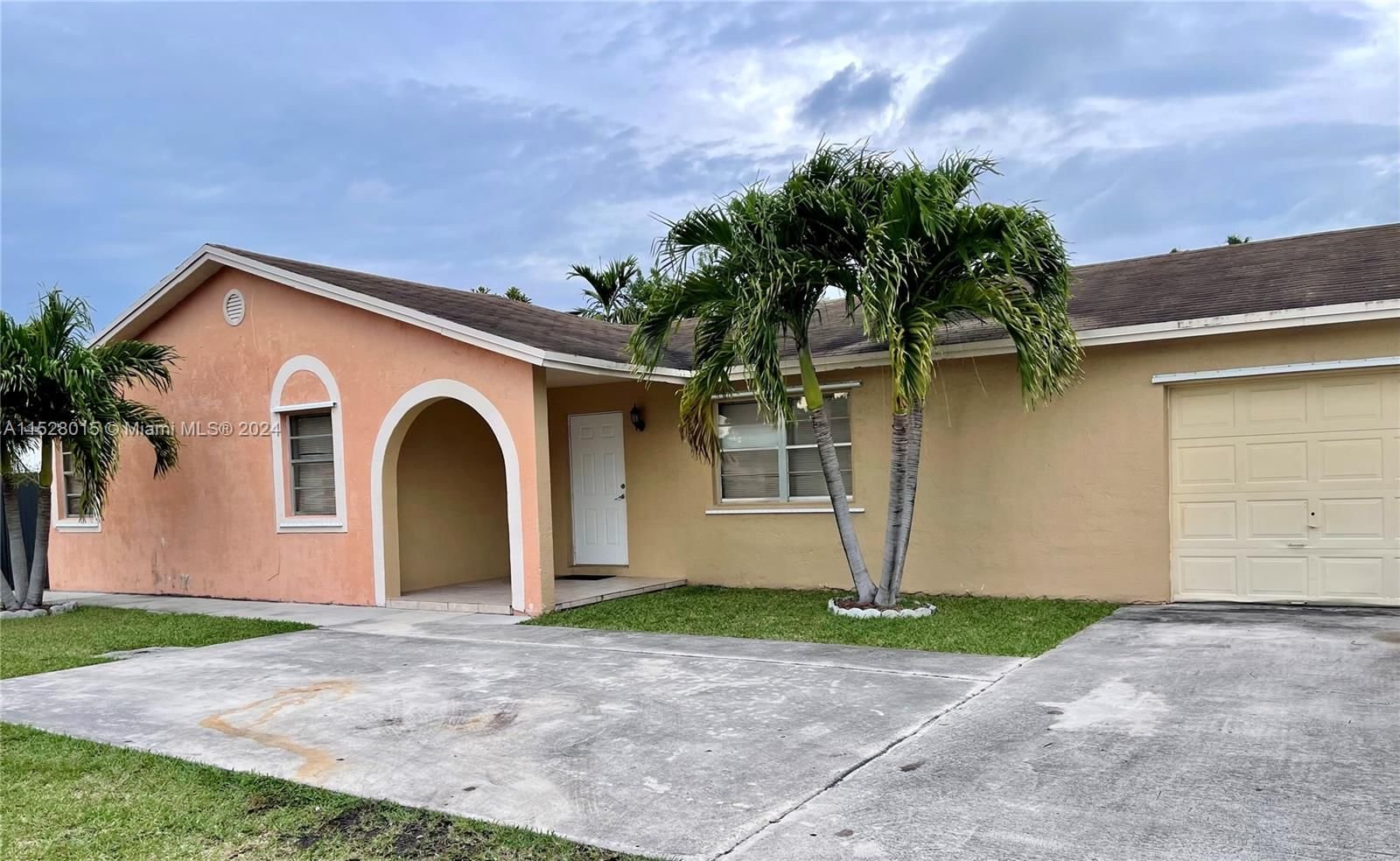 Real estate property located at 14285 288th St, Miami-Dade County, PLEASURE SOUTH, Homestead, FL