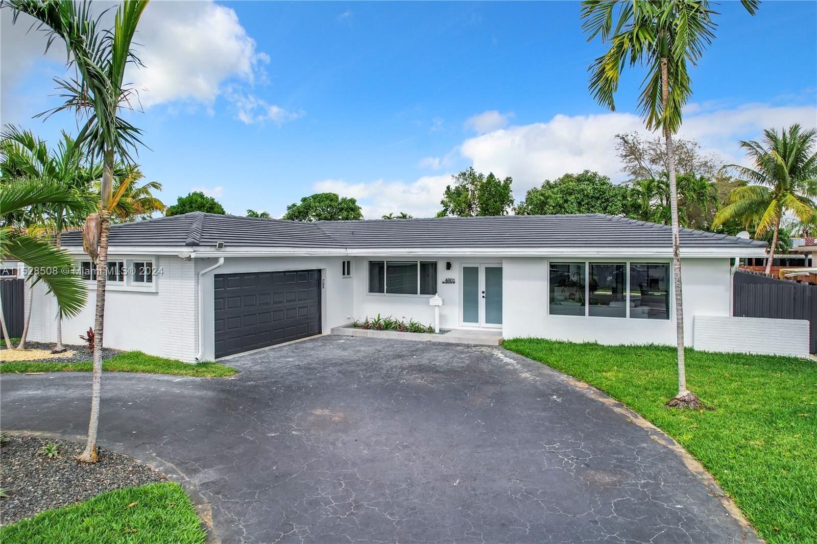 Real estate property located at 4801 Mckinley St, Broward County, HOLLYWOOD HILLS 1965, Hollywood, FL